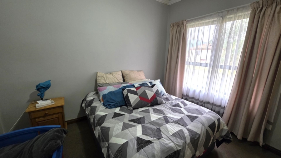 To Let 2 Bedroom Property for Rent in Melodie North West